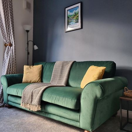 Modern River View Mytholmroyd Apartment Extérieur photo